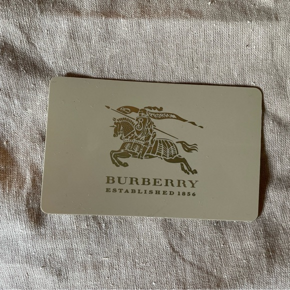 Cream Burberry Bag - Picture 6 of 9